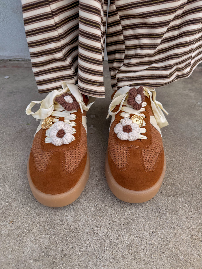 Camel Axel Daisy Sneaker- MIA