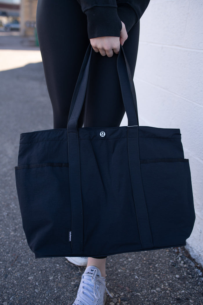 Daily Multi Pocket Tote