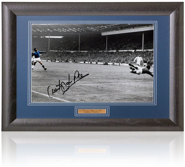 Derek Temple Hand Signed Everton FA Cup Photograph 15x19" Framed