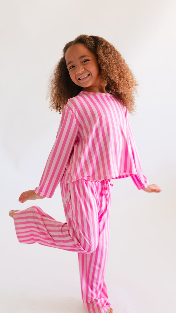Girl's Long Sleeve and Pants Set in Pink Paradise