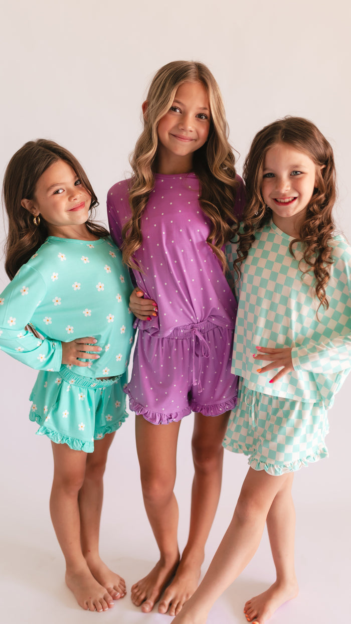 Girl's Long Sleeve and Ruffle Shorts Set in Neon Flowers