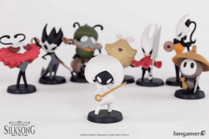 Lace Mini Figurine