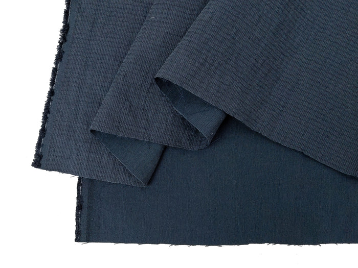 Grey(blueish)