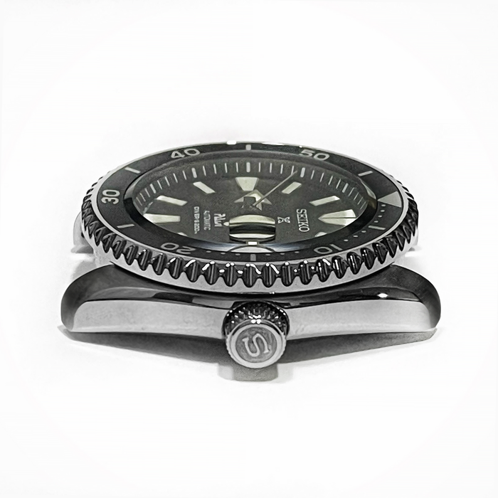 NMK307 - SKX/SRPD Sapphire Crystal w Date Cyclops