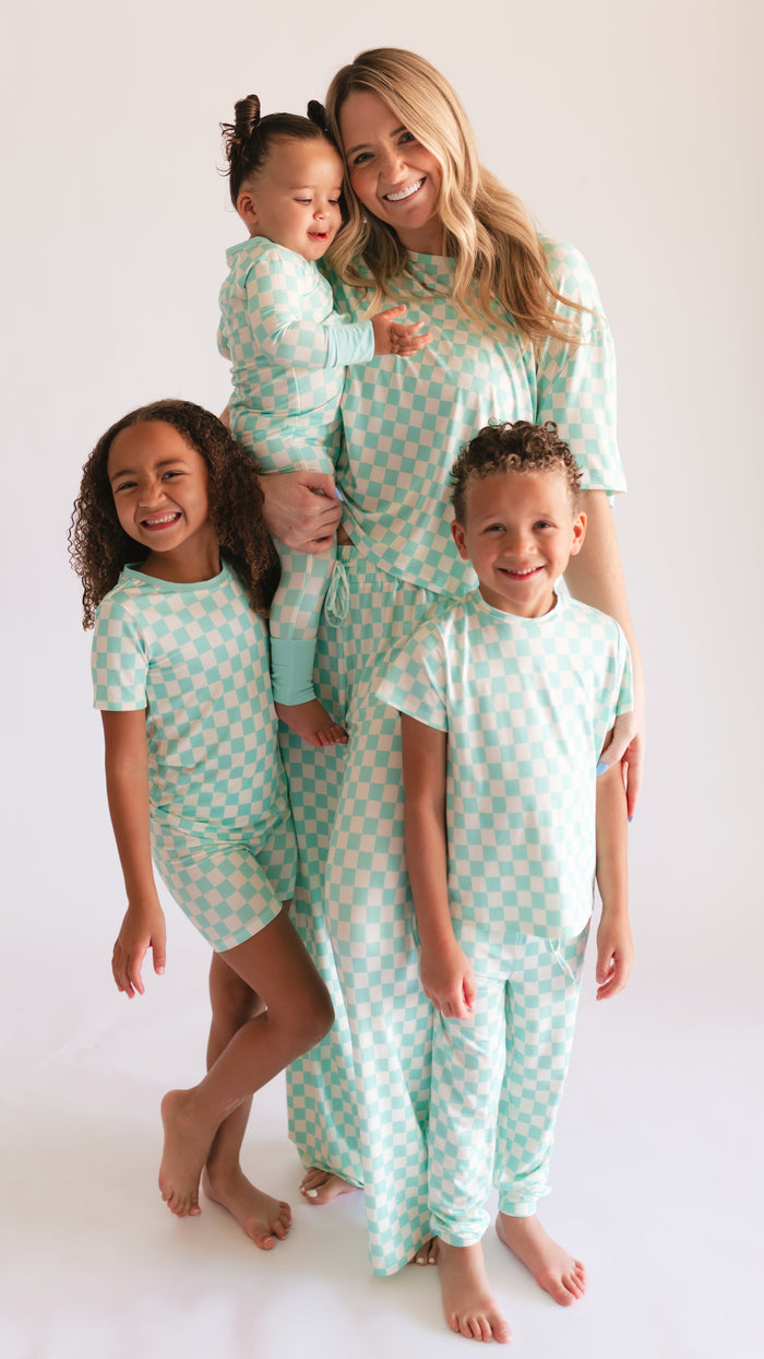 Women's T-Shirt and Pants Set in Teal Neon Checkered