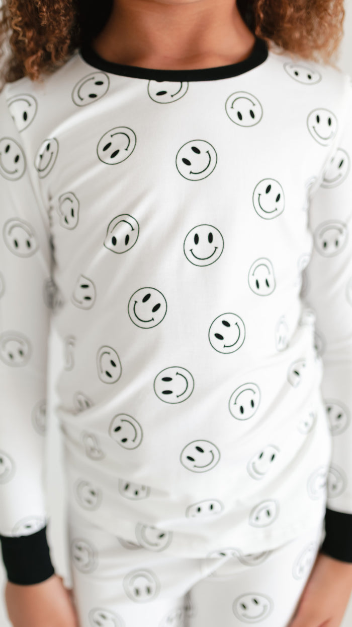 Youth Pajama Set in Black Smiley