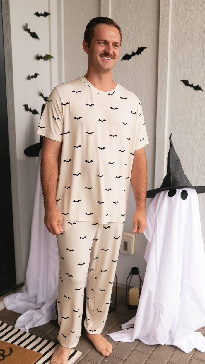 Adult Jogger Set In Cream Bats