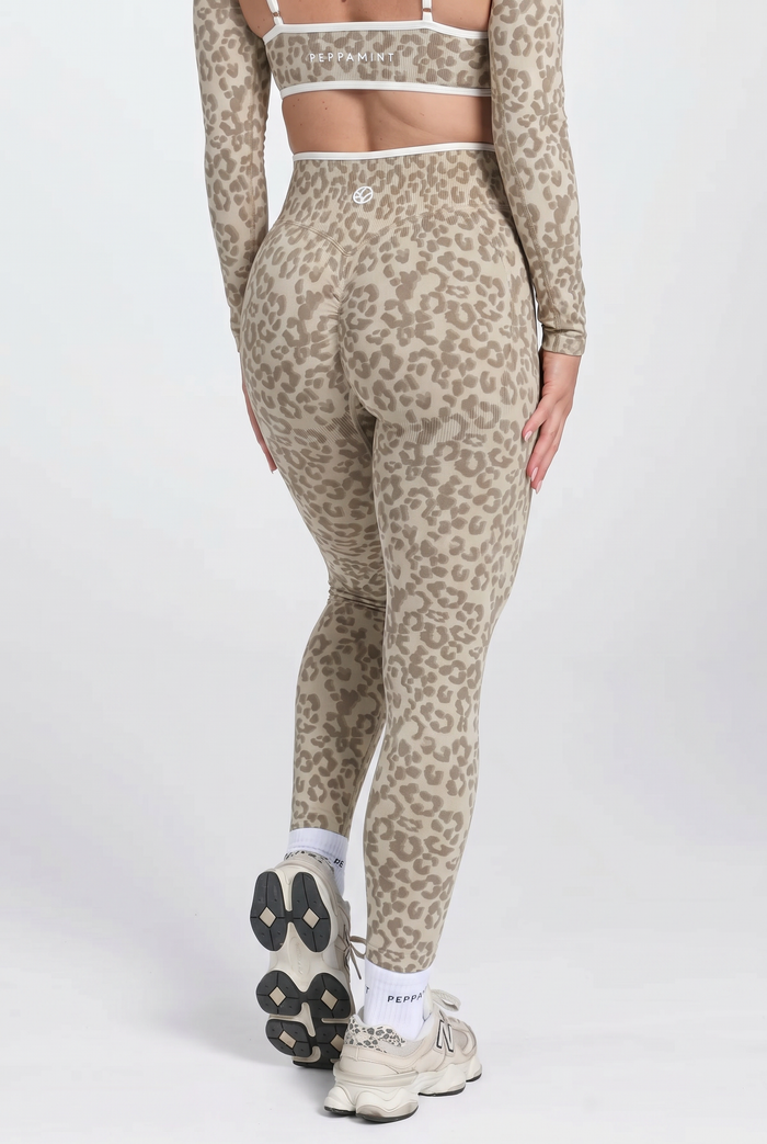 Assentuate Tights - Cream Leopard