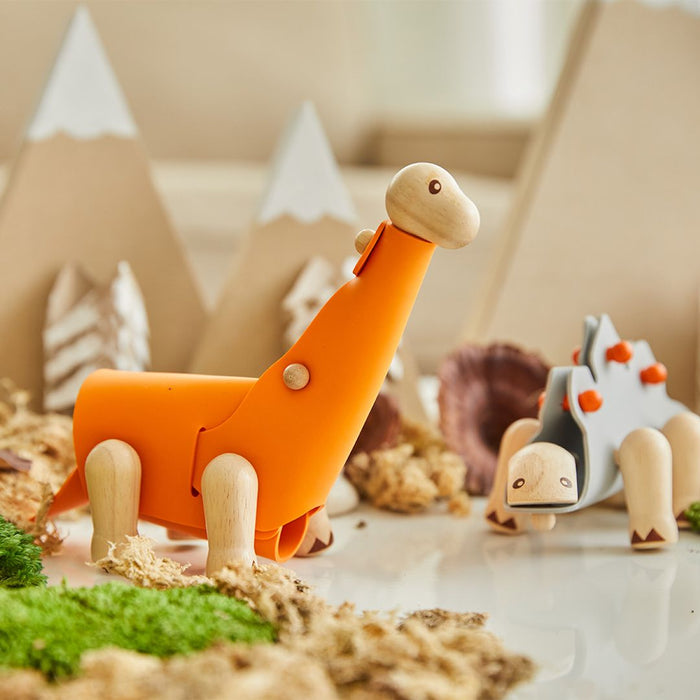 DIY Stegosaurus - Babies in Bloom