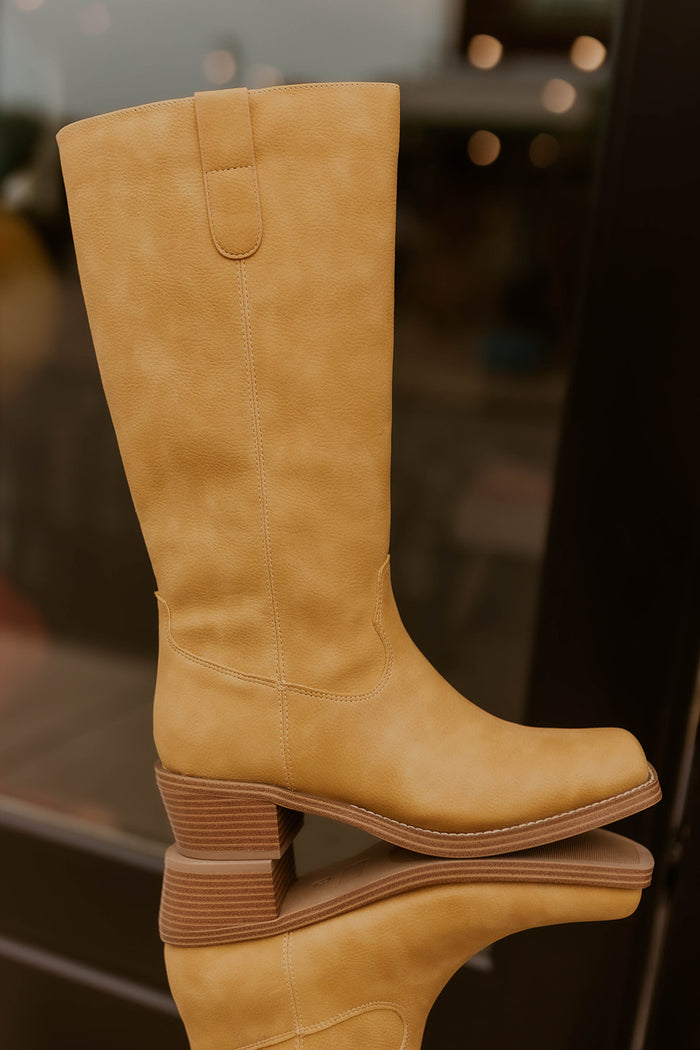 Duston Banana Boot- MIA