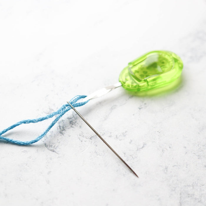 Flat Tip Needle Threader-Stitched Modern