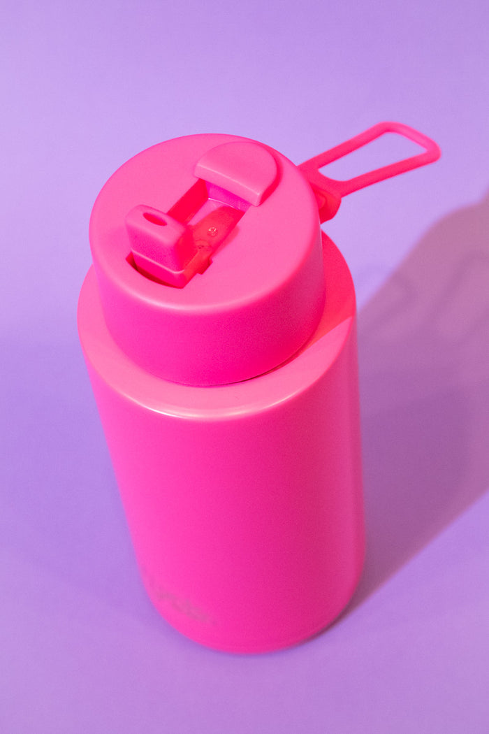 Frank Green Reusable Bottle 34oz- Neon Pink