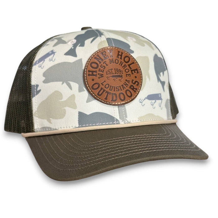 Honey Hole Rope Trucker Snapback - Fish Camo