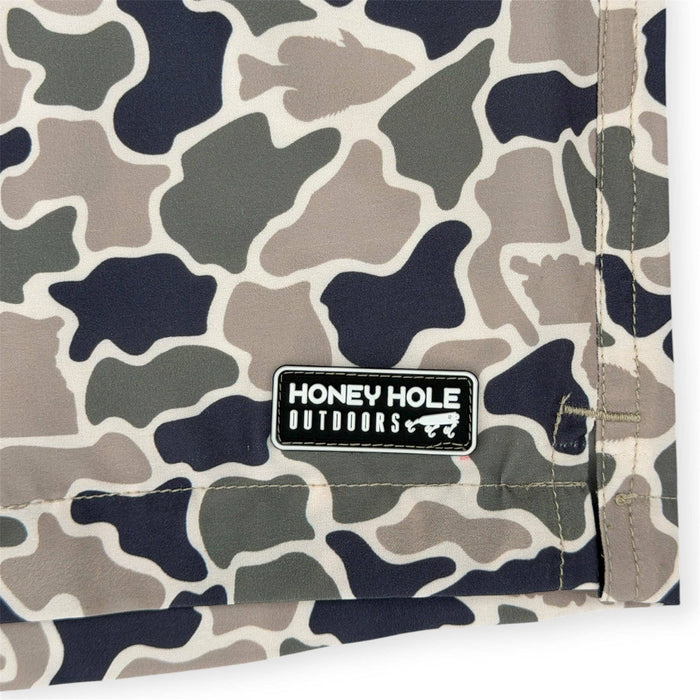 Honey Hole The Weekender Shorts - Hideaway Camo
