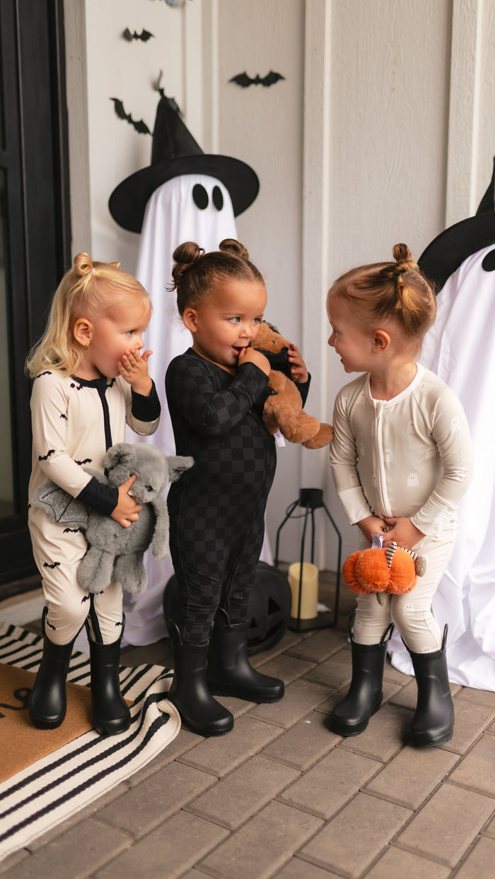 Infant Romper in Cream Ghost