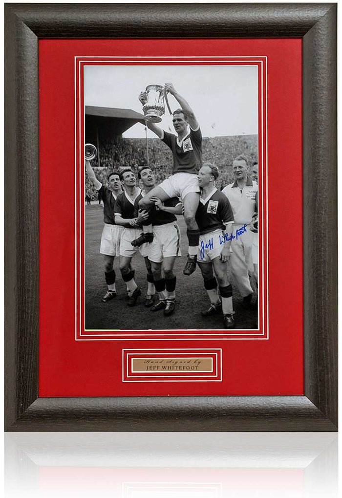 Jeff Whitefoot Nottingham Forest Signed 1959 FA Cup Photograph 15x19in Framed