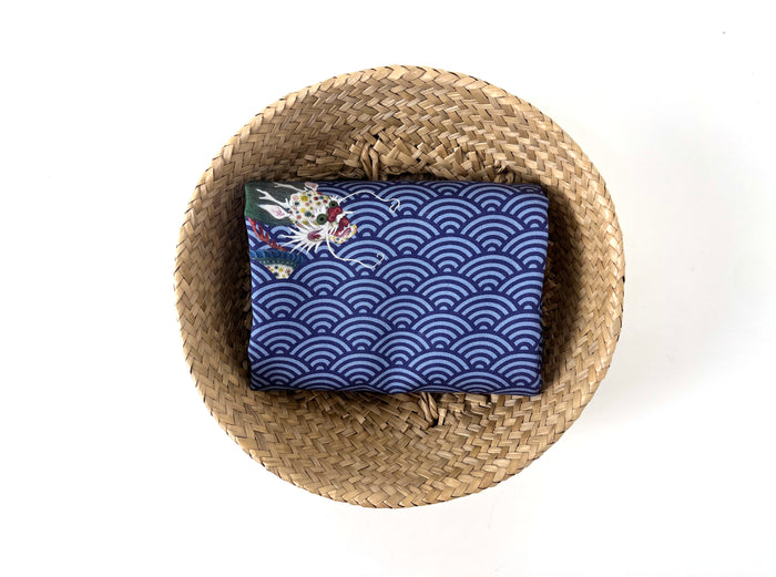 Korean Water Dragon | Rayon Wool Blend 8369