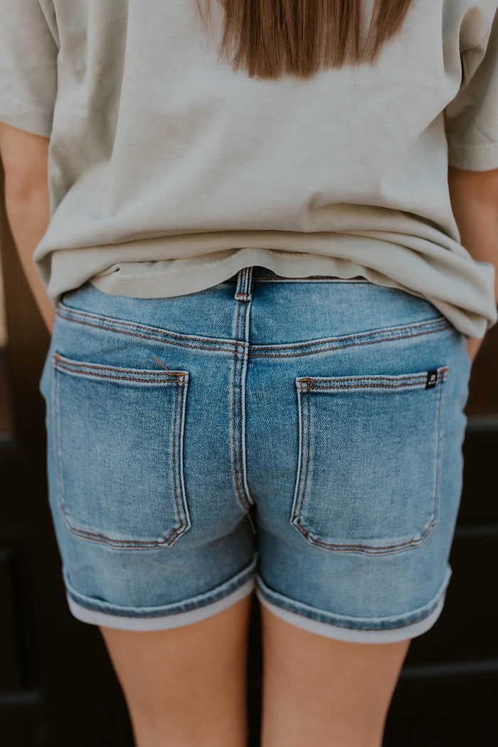 Malcom High Rise Cuffed Shorts- J21 Risen