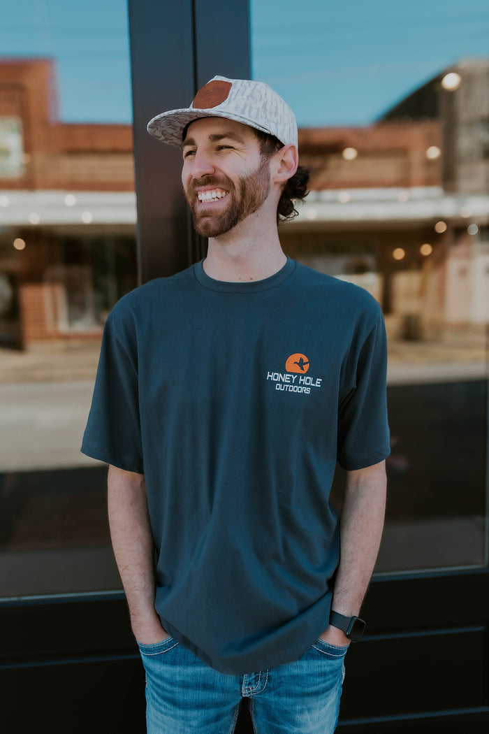Men's Dar Bone Graphic Tee- Honey Hole