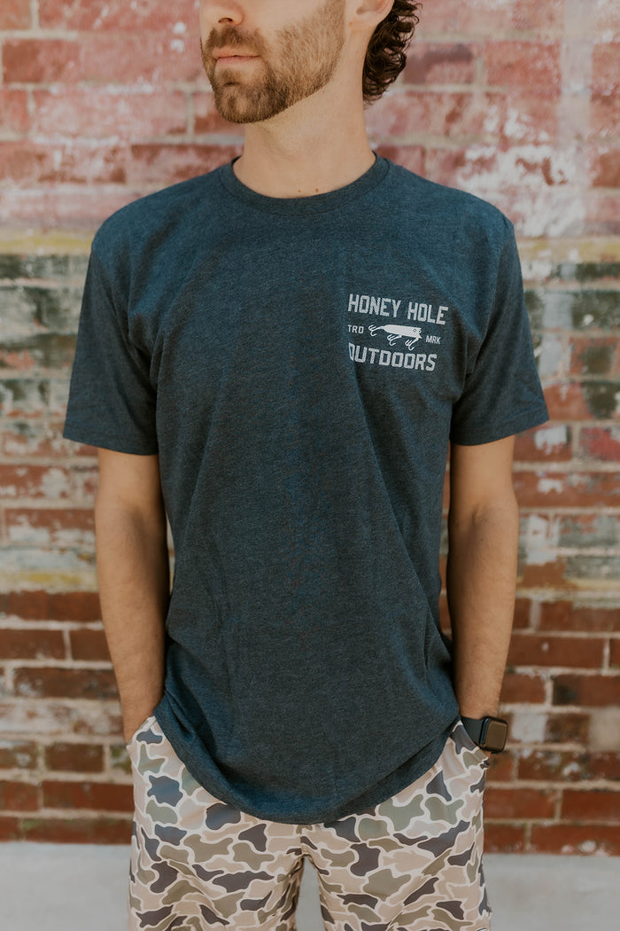 Men's Dar Bone Graphic Tee- Honey Hole