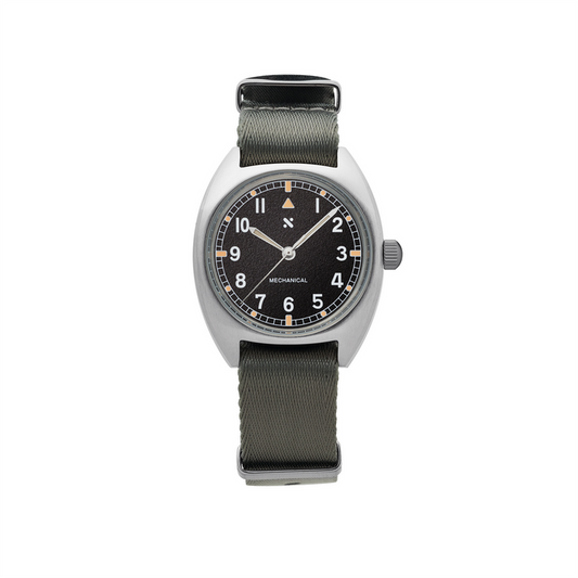 NMK21 Automatic Pilot Watch: Tonneau Steel