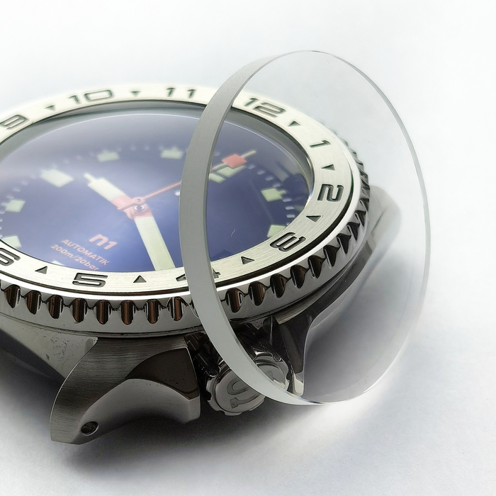 NMK305 - SKX007/SRPD Domed Sapphire Crystal