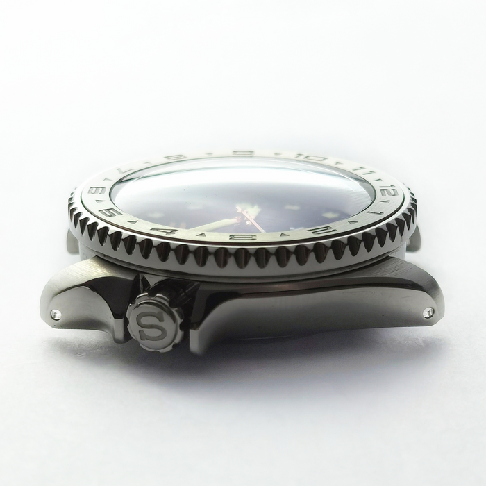 NMK305 - SKX007/SRPD Domed Sapphire Crystal