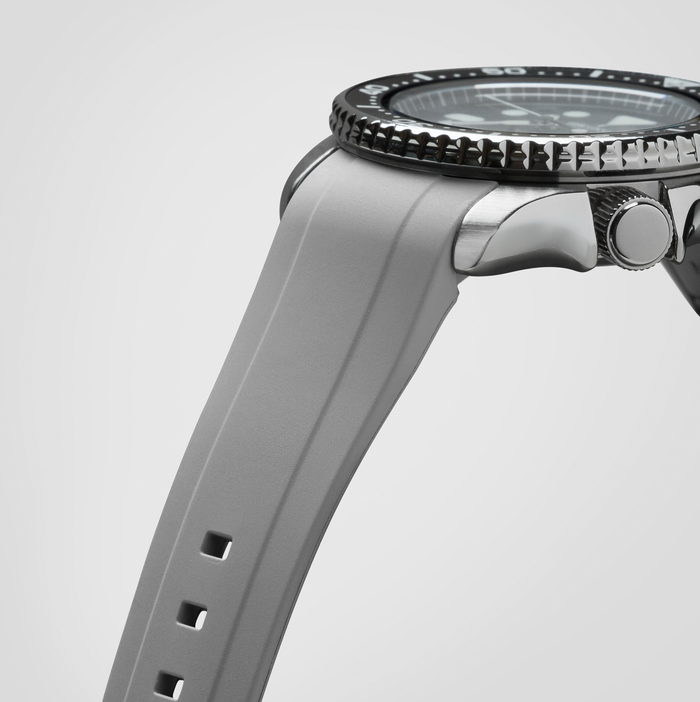 NMK802 Curved End SKX013 Rubber Strap: Grey