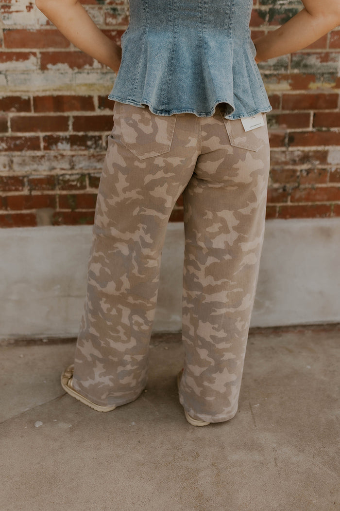 Nori Tan Camo Jeans- Hidden