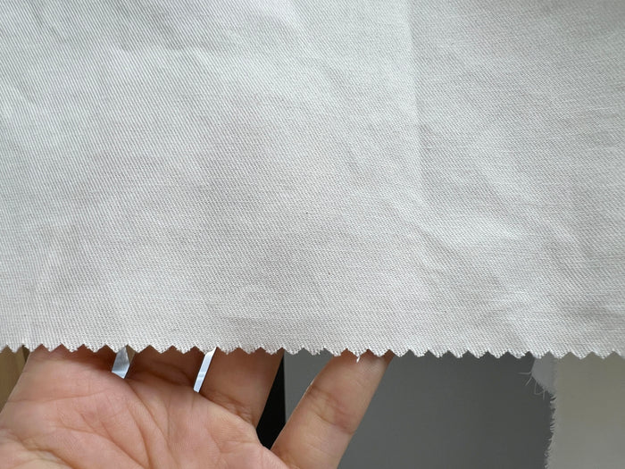 Paper Yarn & Cotton with Stretch, Medium Weight, 49", US$25/yard