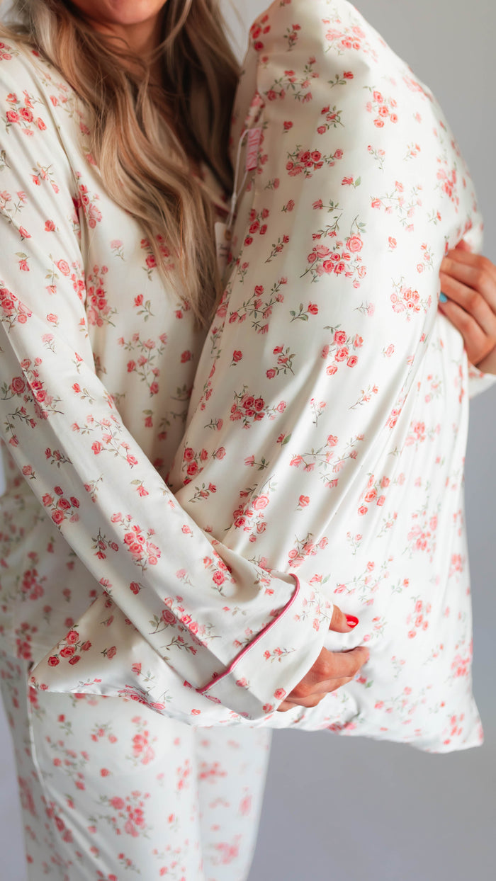 Satin Pillowcase in Quinn