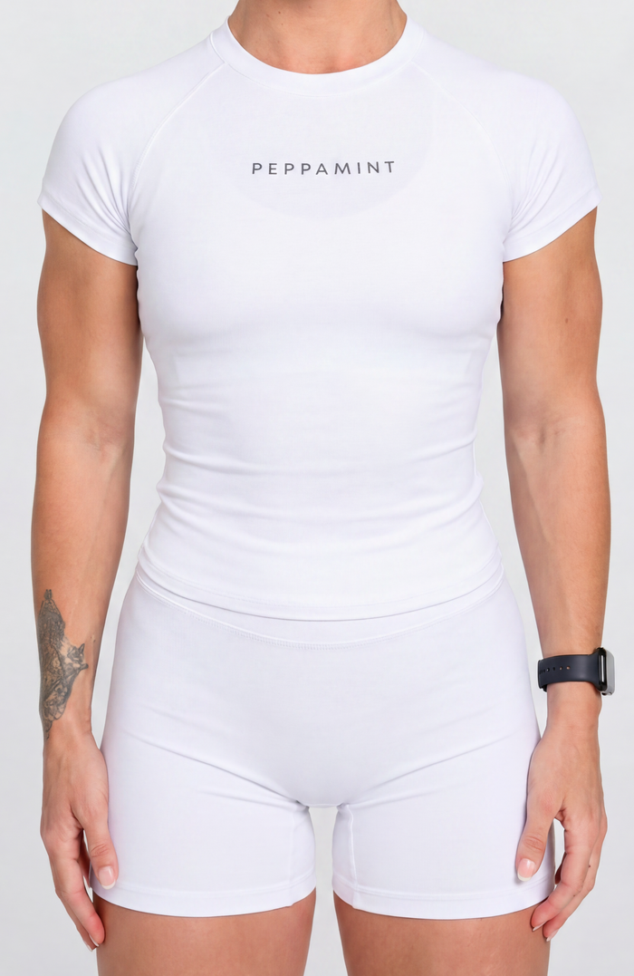XS / White
