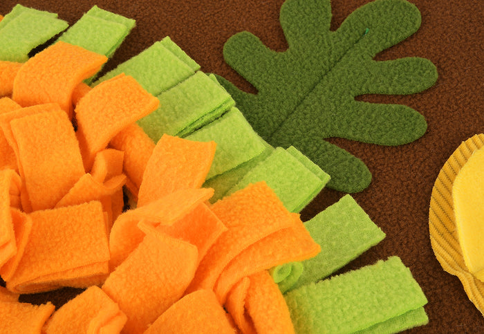 P.L.A.Y. Thanksgiving Snuffle Mat - close up