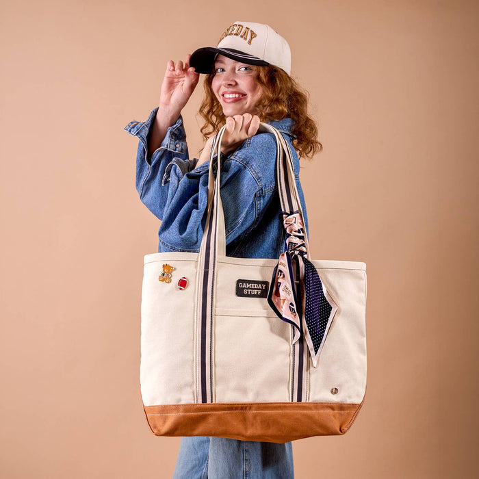 The Darling Canvas Tote Bag-Huddle Up