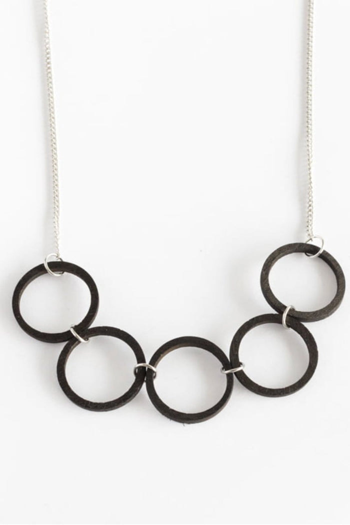 Valona Luna Black Necklace