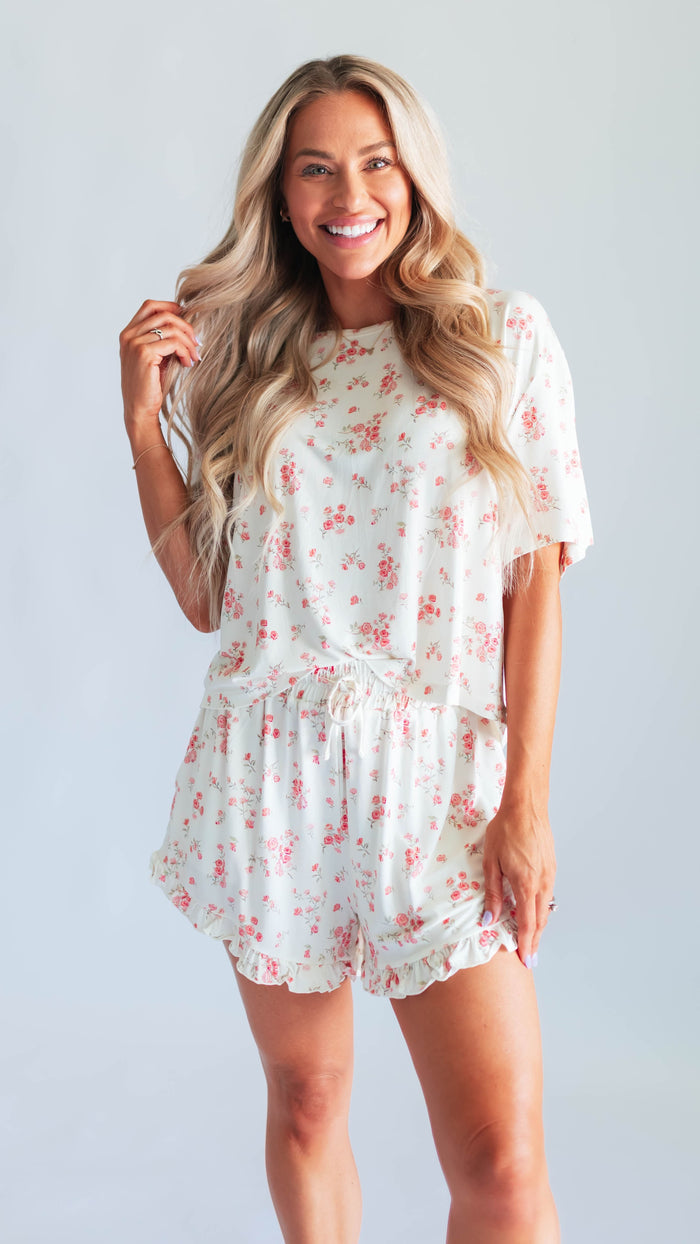 Women’s Ruffle Short Set in Quinn