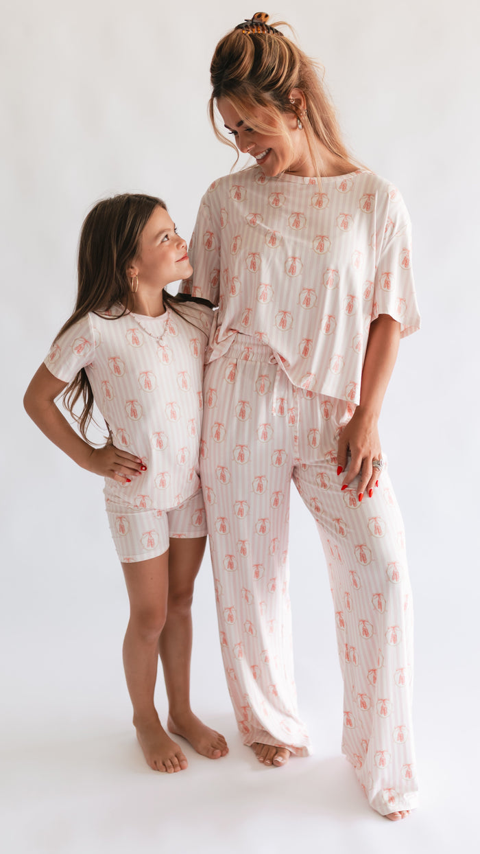 Women's T-Shirt and Pants Set in Dance