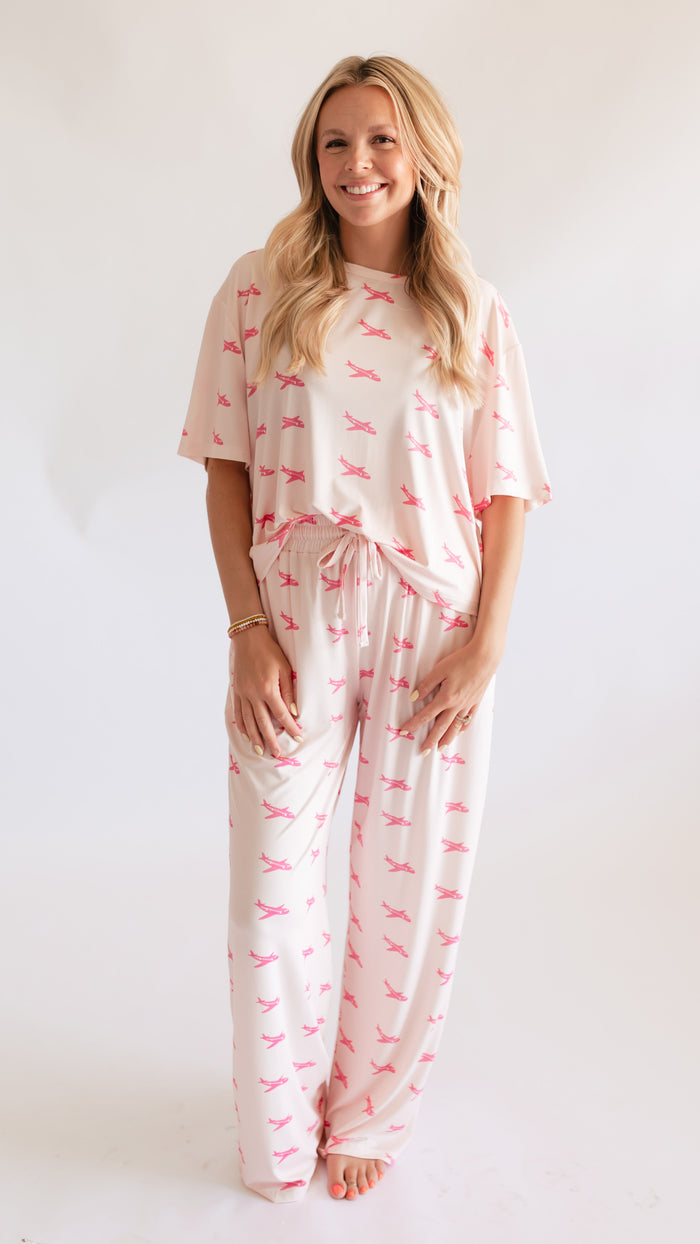Women's T-Shirt and Pants Set in Pink Planes