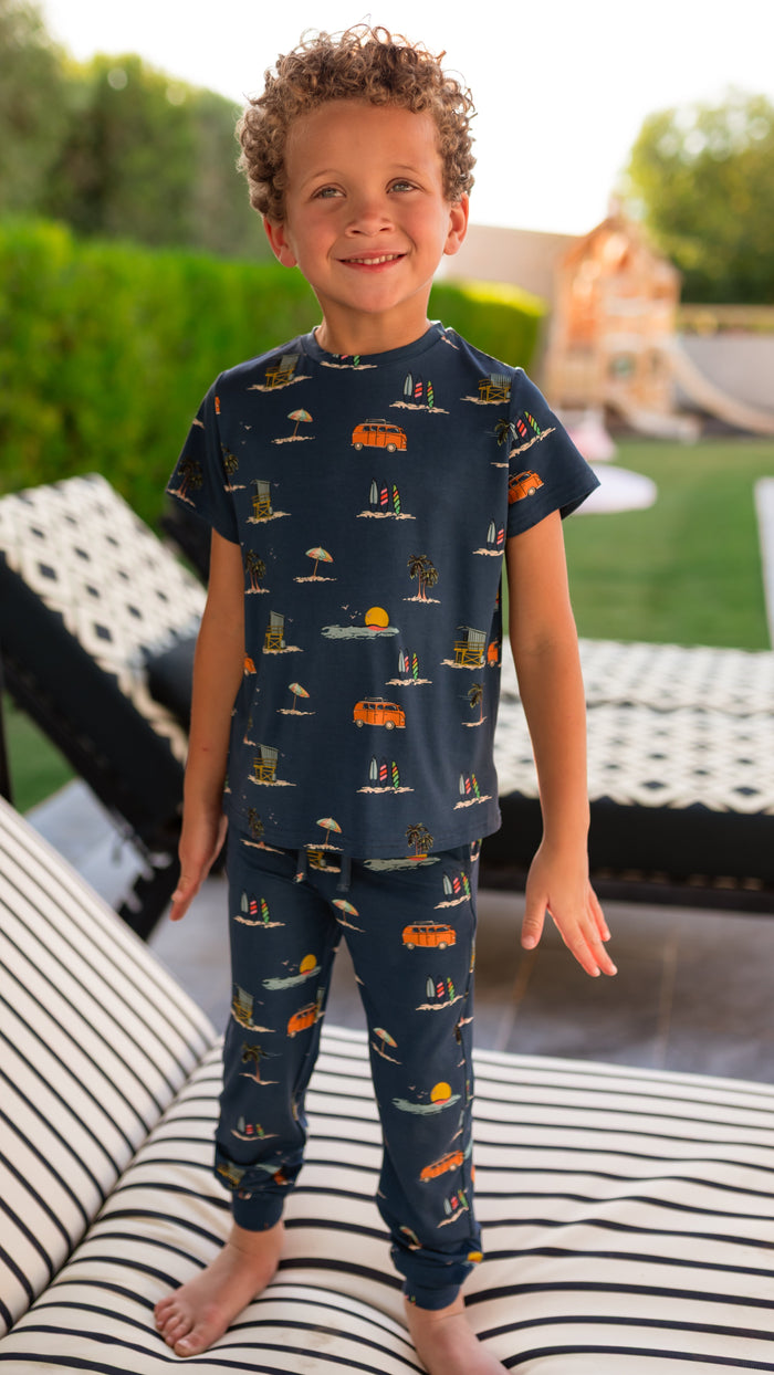Youth Jogger Set In Summer Beach