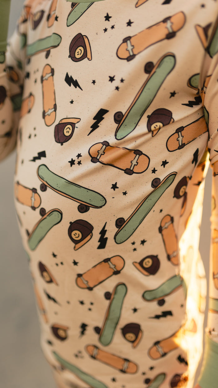 Youth Pajama Set in Skateboard